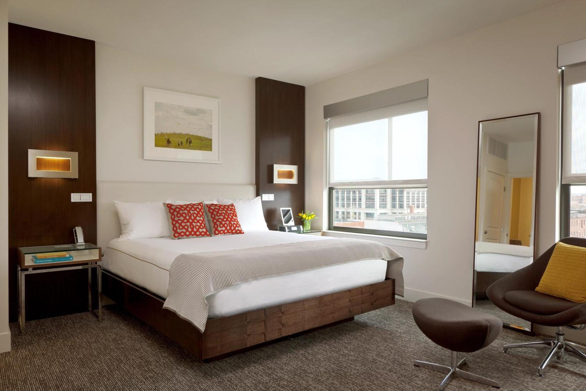 The Alexander Hotel Indianapolis Exterior photo